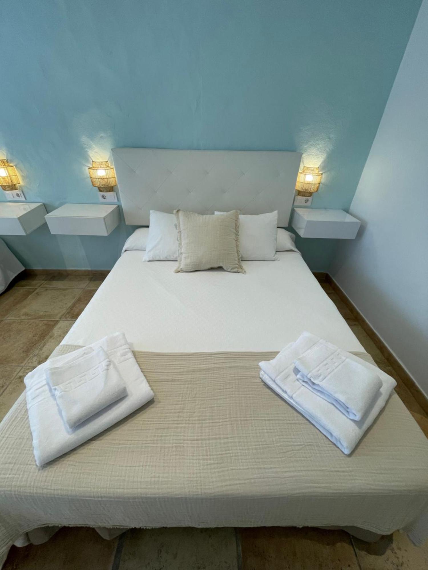 El Escondido De Zahara Hotel Саара-де-лос-Атунес Екстер'єр фото