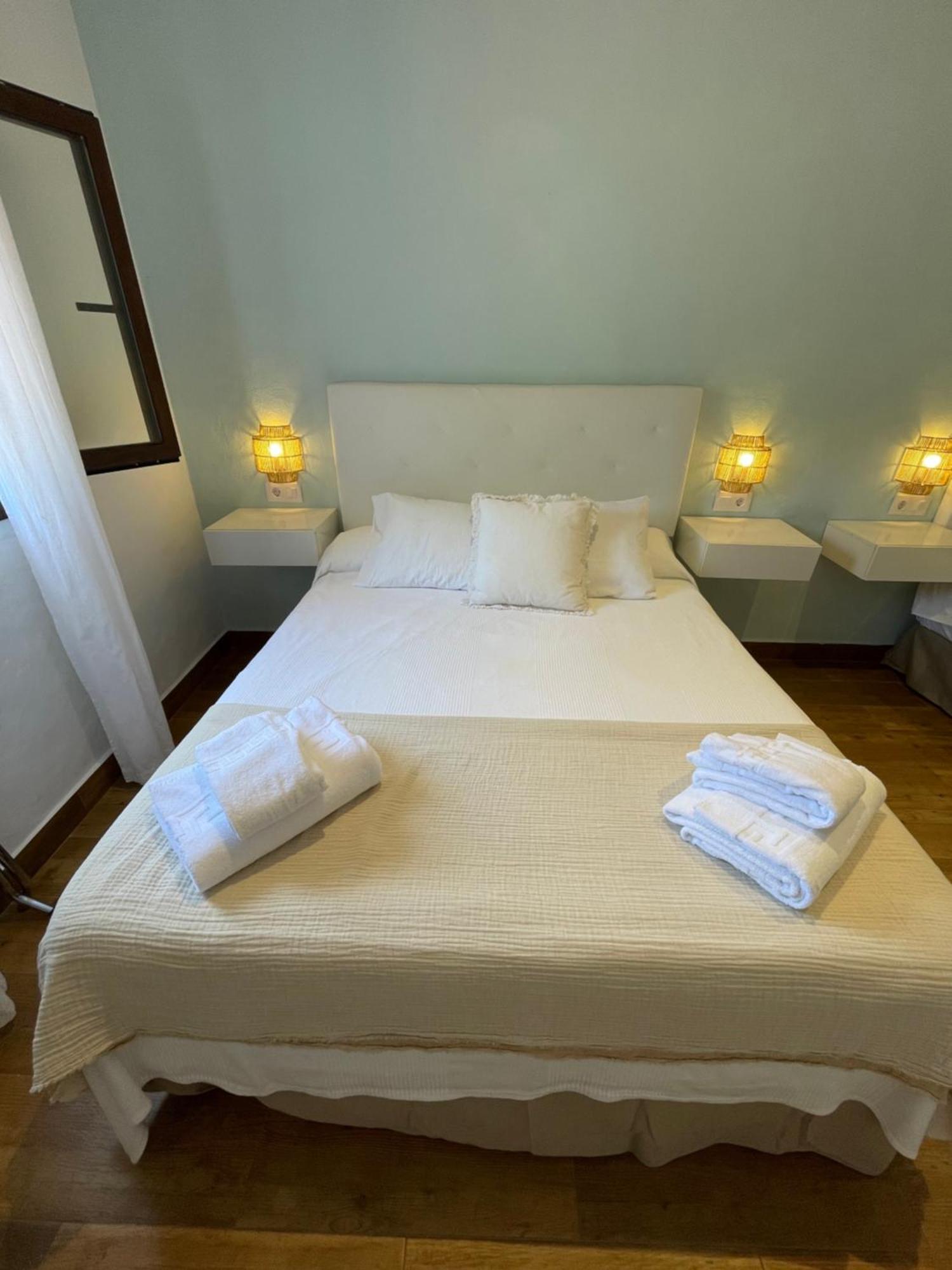 El Escondido De Zahara Hotel Саара-де-лос-Атунес Екстер'єр фото